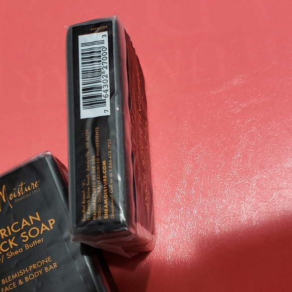 New Shea Moisture African Black Soap, Set of 2, face & body bar, 3.5 oz each - Picture 2 of 2